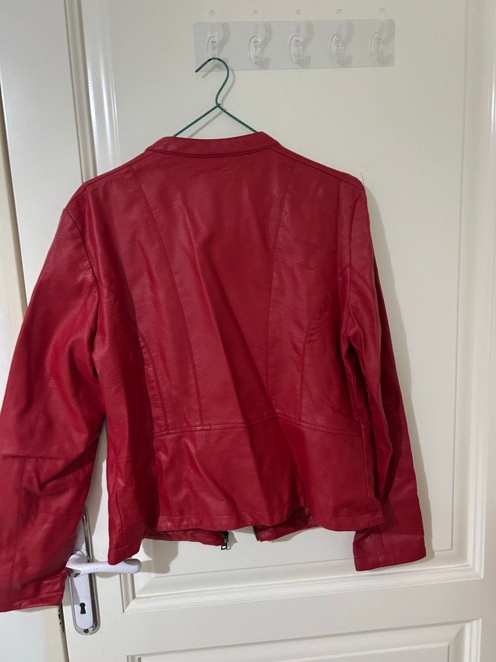 Kırmızı Kadın Deri Ceket - Görsel 4