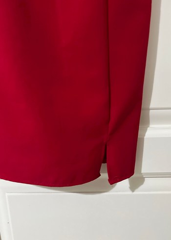 Kırmızı Drapeli İnce Askılı Midi Elbise - Görsel 2