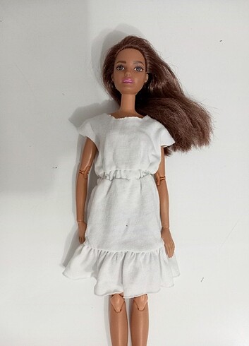 Diğer Barbie kıyafeti
