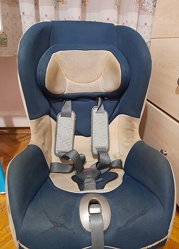 Chicco mrka araba koltuğu