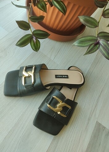 37 Beden Nine West terlik