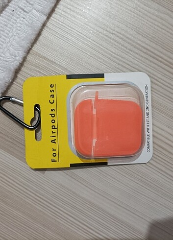 Airpods kulaklık kabı