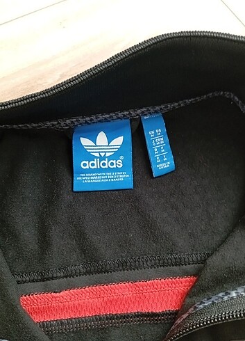 m Beden siyah Renk Adidas fermuarlı üst