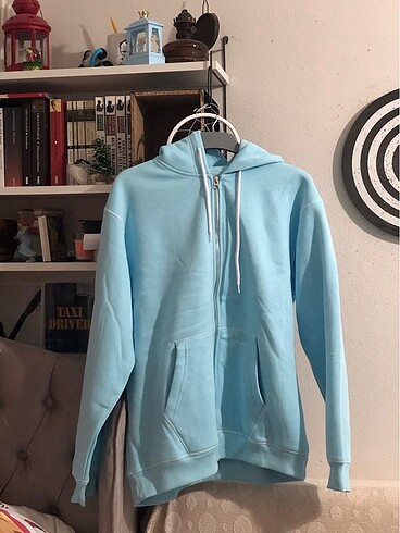 pull and bear fermuarlı kapüşonlu