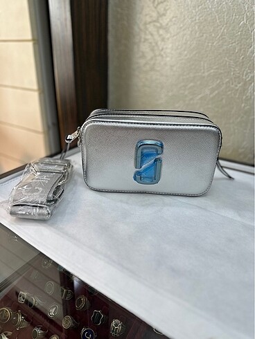 Marc Jacobs MarcJACOBS