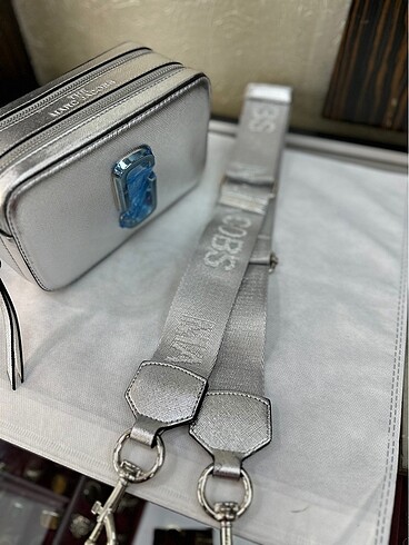  Beden MarcJACOBS