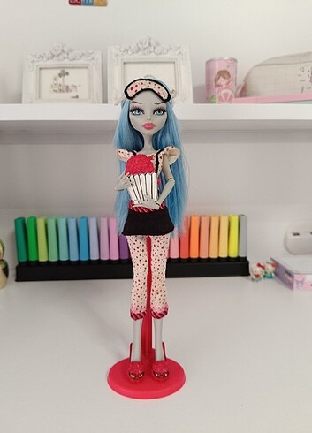 Monster High Ghoulia Yelps 
