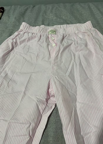 Kadın pembe çizgili pijama - Görsel 2