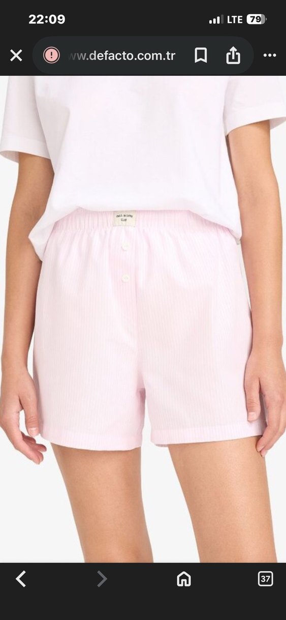 Pembe Pamuklu Rahat Kesim Mini Şort - Görsel 2