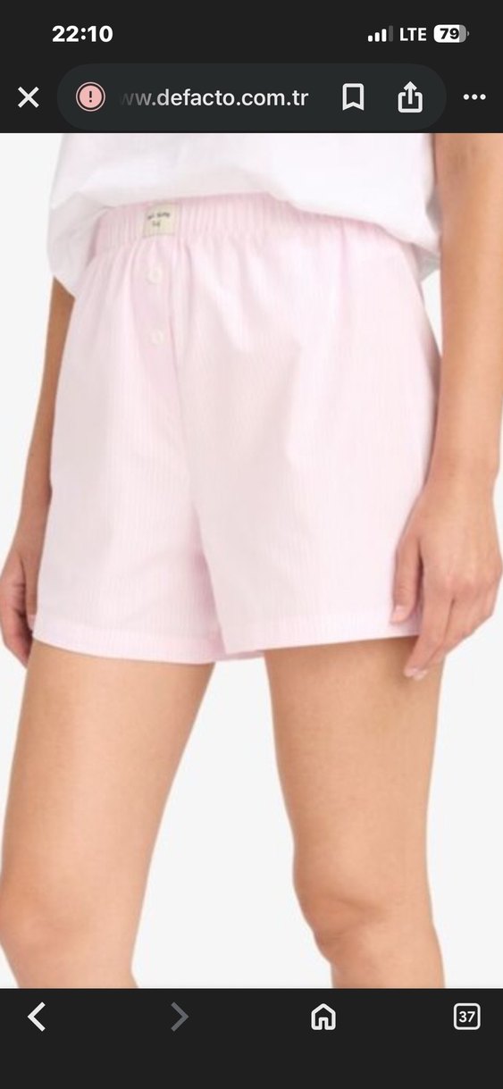 Pembe Pamuklu Rahat Kesim Mini Şort - Görsel 3