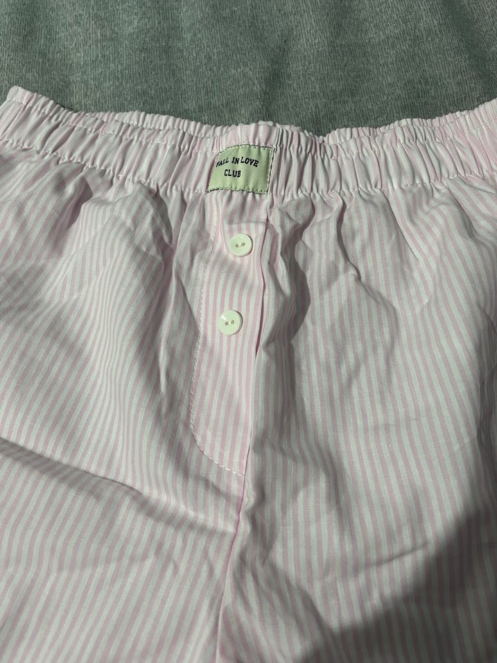 Pembe Pamuklu Rahat Kesim Mini Şort - Görsel 4