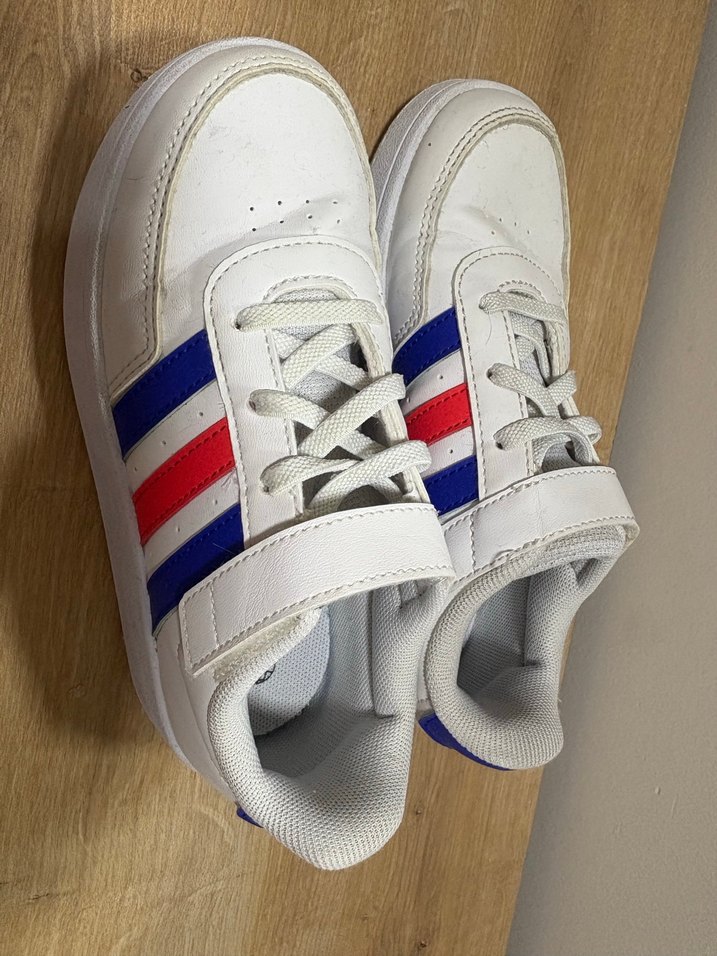 Çocuk Beyaz Renkli Çizgili Spor Ayakkabı - Görsel 3