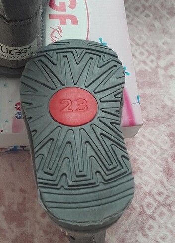23 Beden gri Renk Kız çocuk ugg