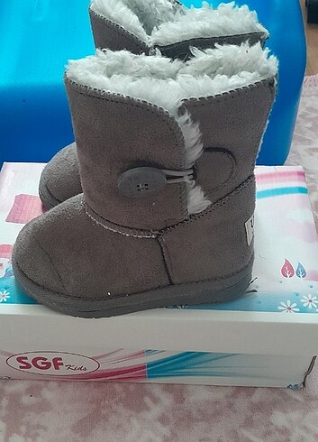 23 Beden Kız çocuk ugg