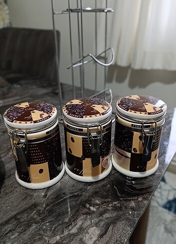 Beden Renk Kahve standı