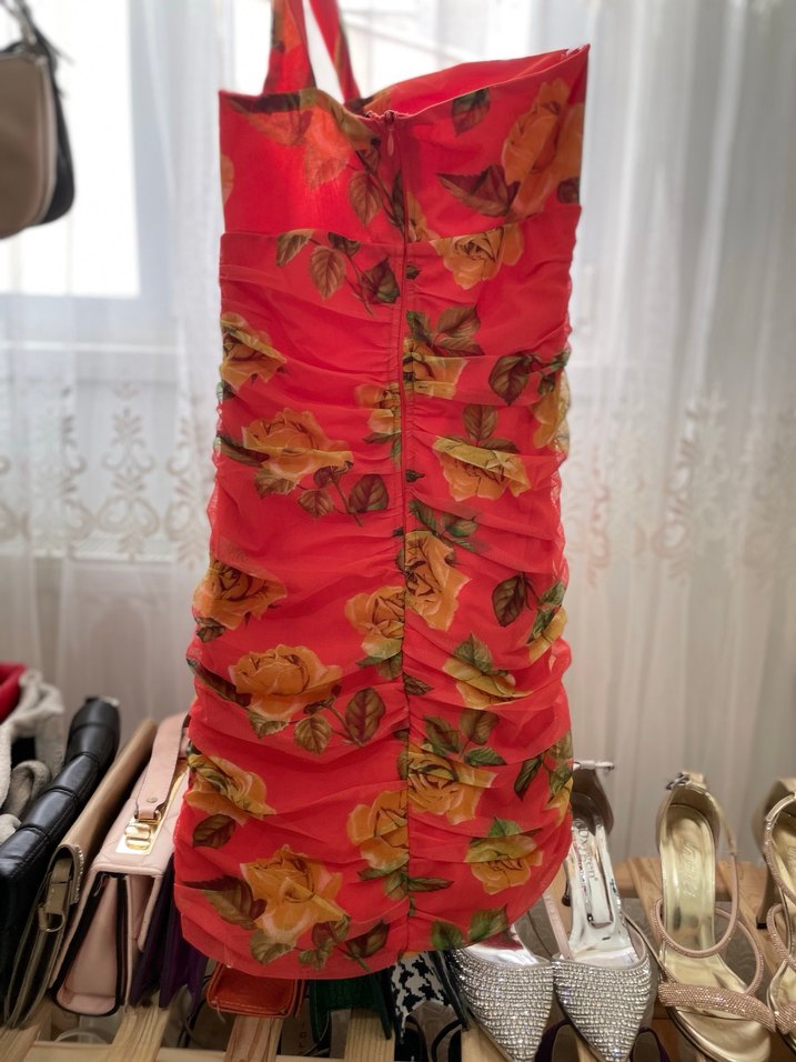 Çiçek Desenli Drapeli Kırmızı Mini Elbise - Görsel 3