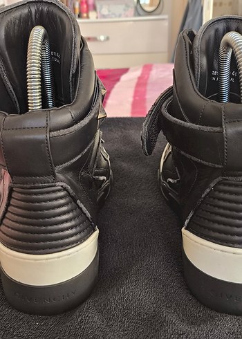 GIVENCHY Siyah Tokalı Erkek Sneaker - Görsel 4