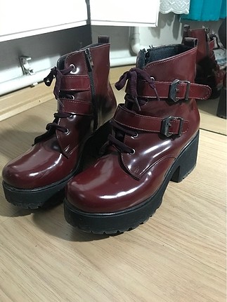 38 Beden gothic topuklu bot
