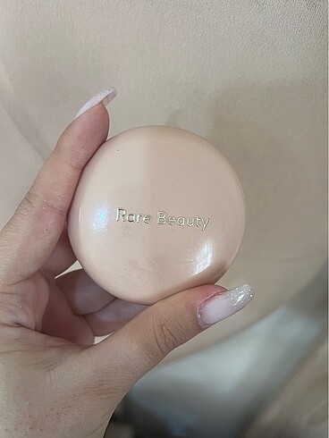 Rare rare beauty aydınlatıcı highlighter