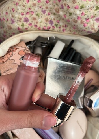 Rare Beauty Likit Allık - Görsel 2