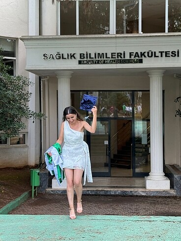 Beyaz elbise - Görsel 2