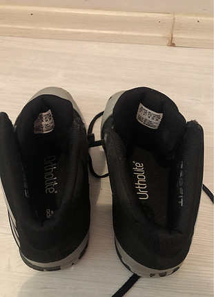 36 Beden Adidas basketbol ayakkabı