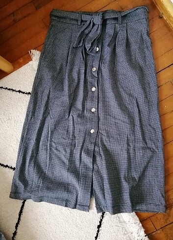 40 Beden Düğmeli Etek