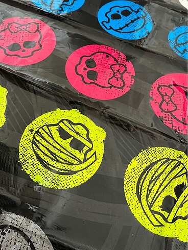  Monster high twister