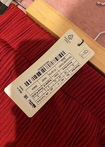 Düz Kırmızı Piliseli Uzun Etek - Görsel 6