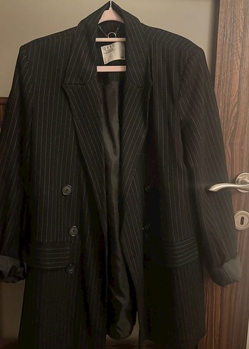 Düğmeli Siyah Çizgili Kadın Blazer