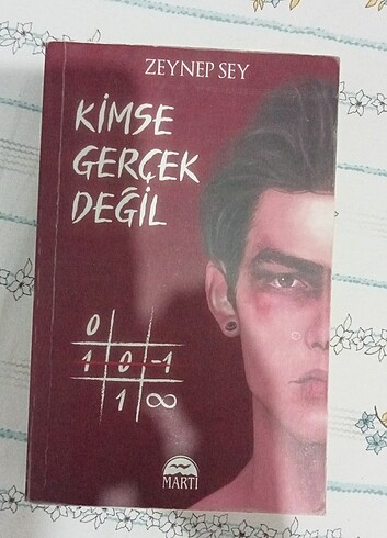 Zeynep Sey Kimse Gerçek Değil