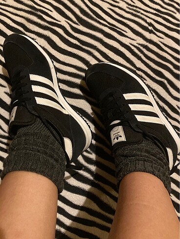 Spor ayakkabı Adidas