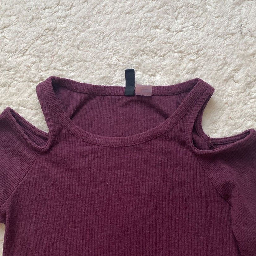 Bordo Uzun Kollu Omuz detaylı bluz - Görsel 3