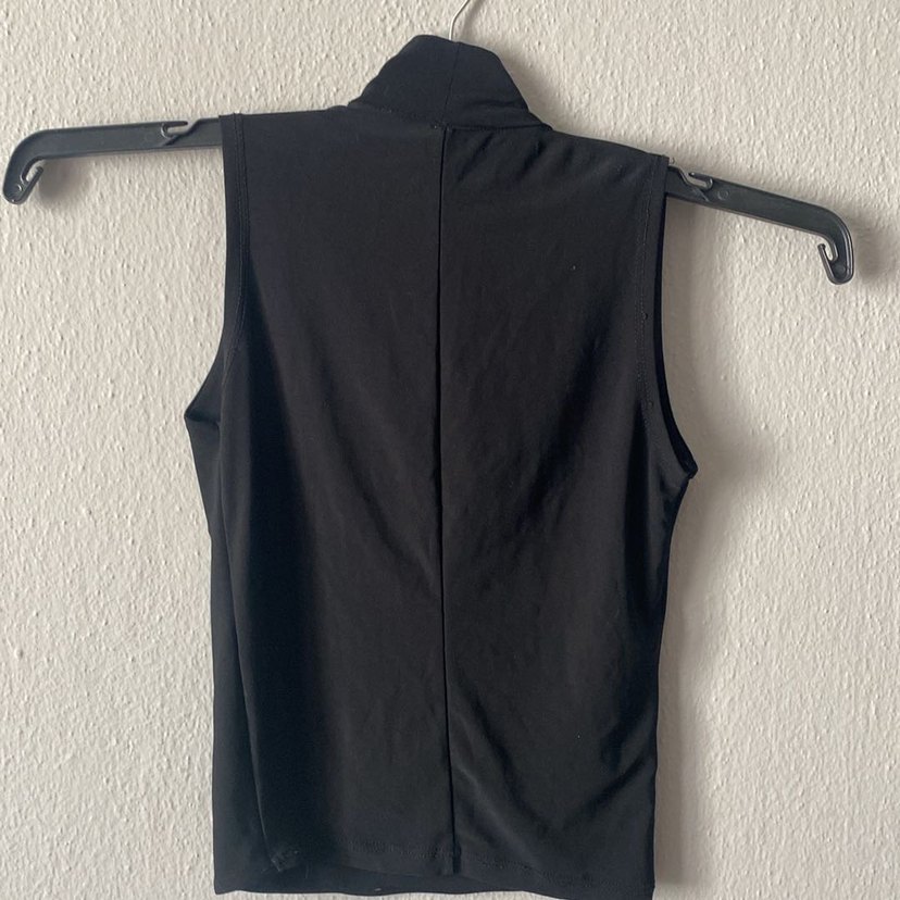 Stradivarius boyun detaylı dar bluz/crop - Görsel 3