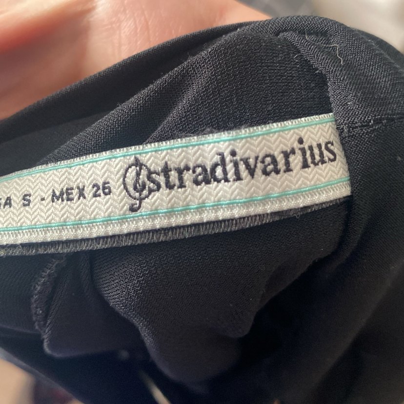 Stradivarius boyun detaylı dar bluz/crop - Görsel 4