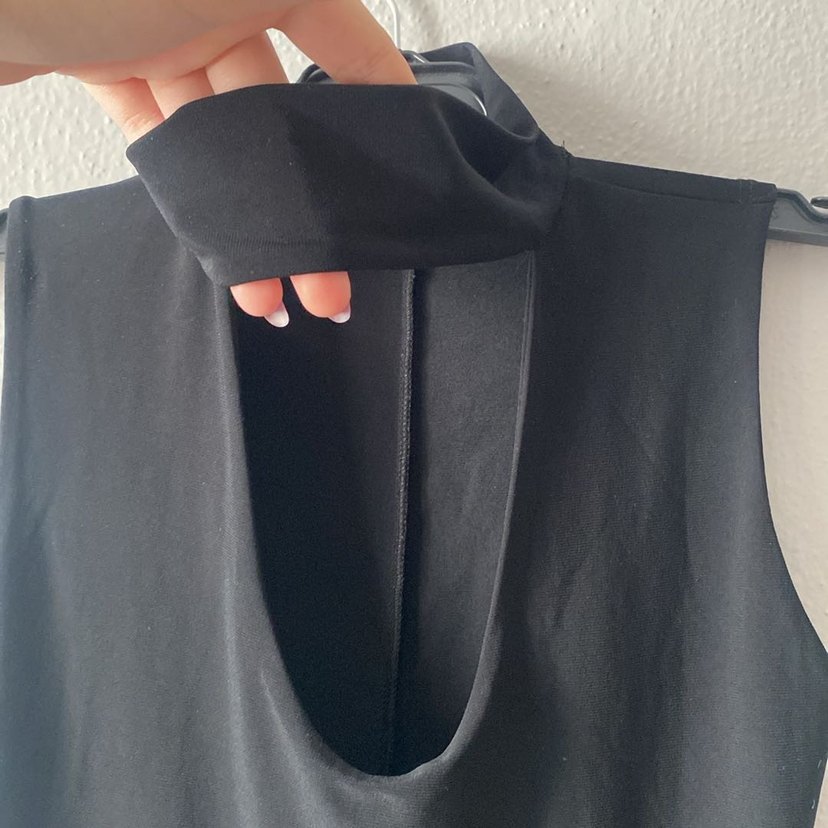 Stradivarius boyun detaylı dar bluz/crop - Görsel 2