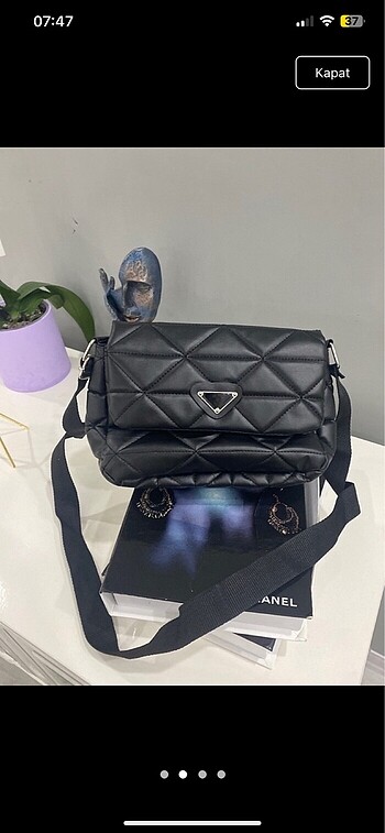 Prada Kol çantasını