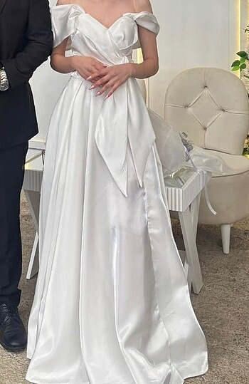 Nişan abiyesi