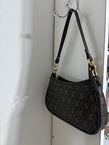  Beden Farme Monogram Kahverengi Baget Ve Çapraz Çanta