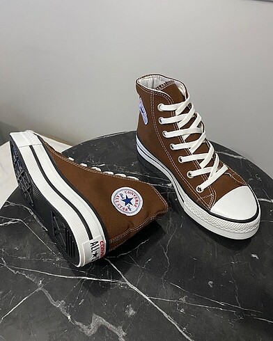Converse 39 numara