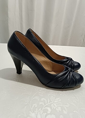 Lacivert stiletto 