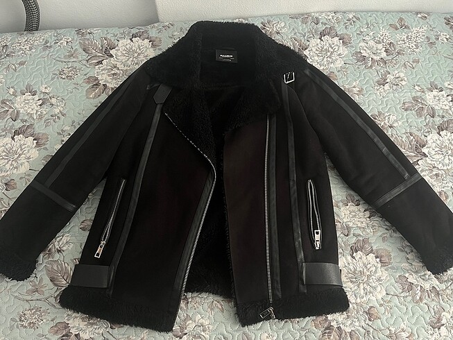 Pull bear mont