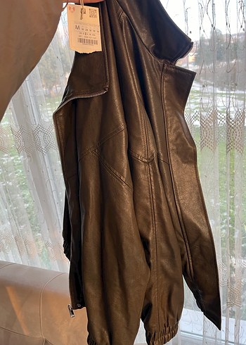 Gri Yüksek Yakalı Deri Ceket - Görsel 3