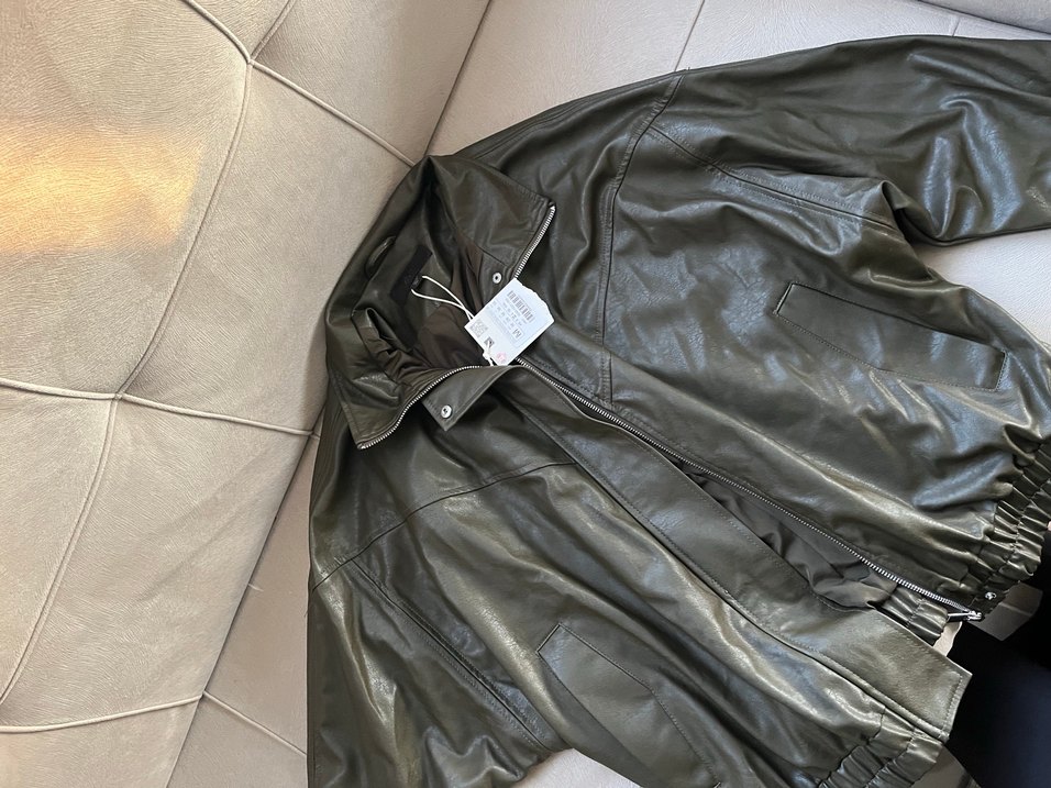 Gri Yüksek Yakalı Deri Ceket - Görsel 2