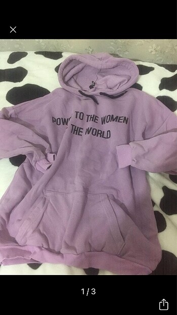 lila sweatshirt