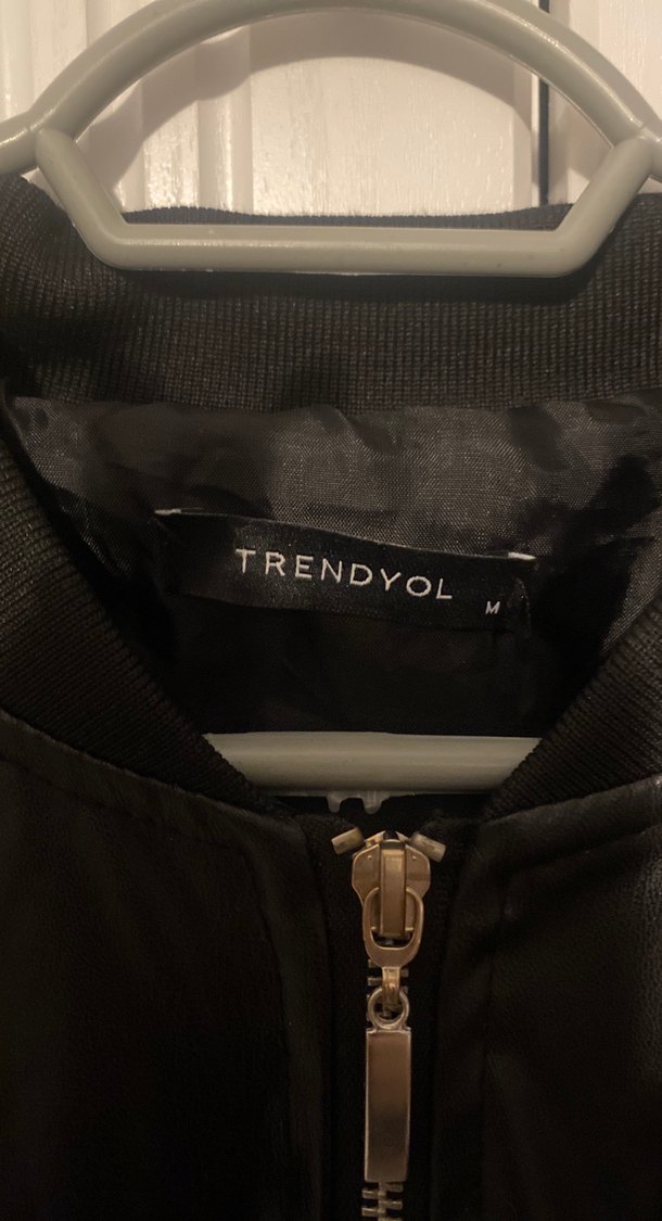 Siyah Deri Fermuarlı Kadın Ceket - Görsel 2