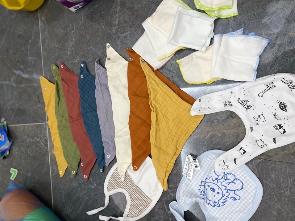 Çok Renkli Bebek Önlük Seti fular - Görsel 4