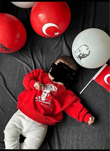Atatürk portresi resmi bebek kazak