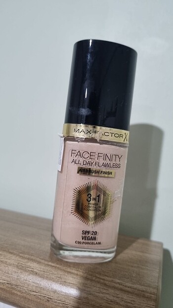 Max Factor Fondöten