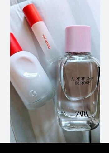 Glossier You Parfüm